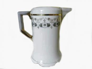 Milchknnchen - weies Porzellan - 1920